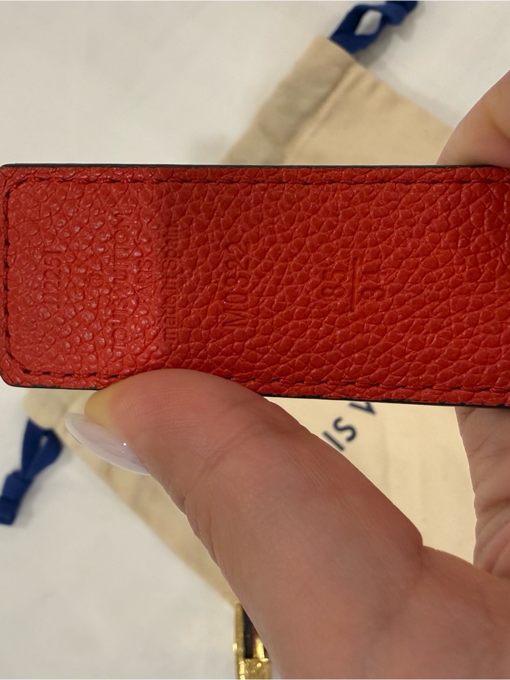 100% Authentic Louis Vuitton Monogram reversible Belt Brown Red Gold LV Buckle - Picture 4 of 4